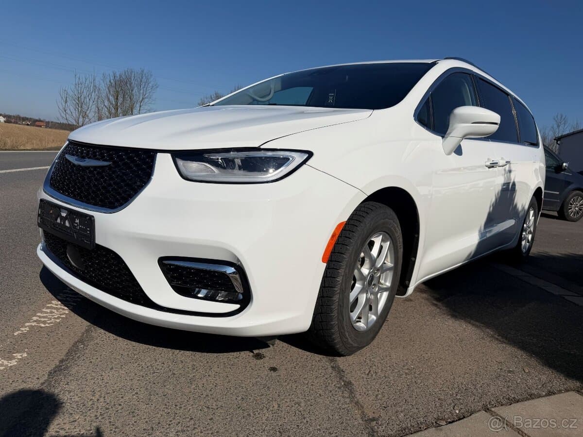 Chrysler PACIFICA - 6