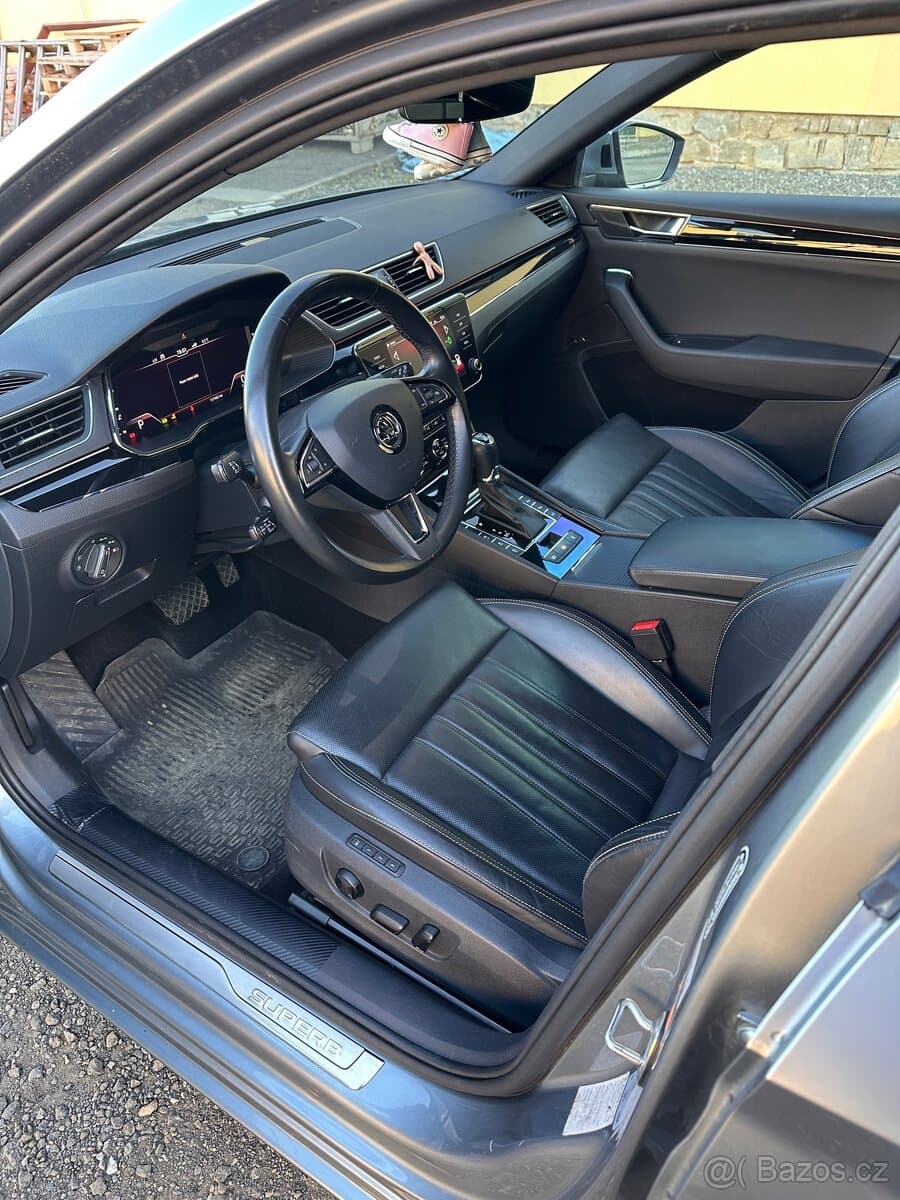 2020 Škoda SUPERB - 6