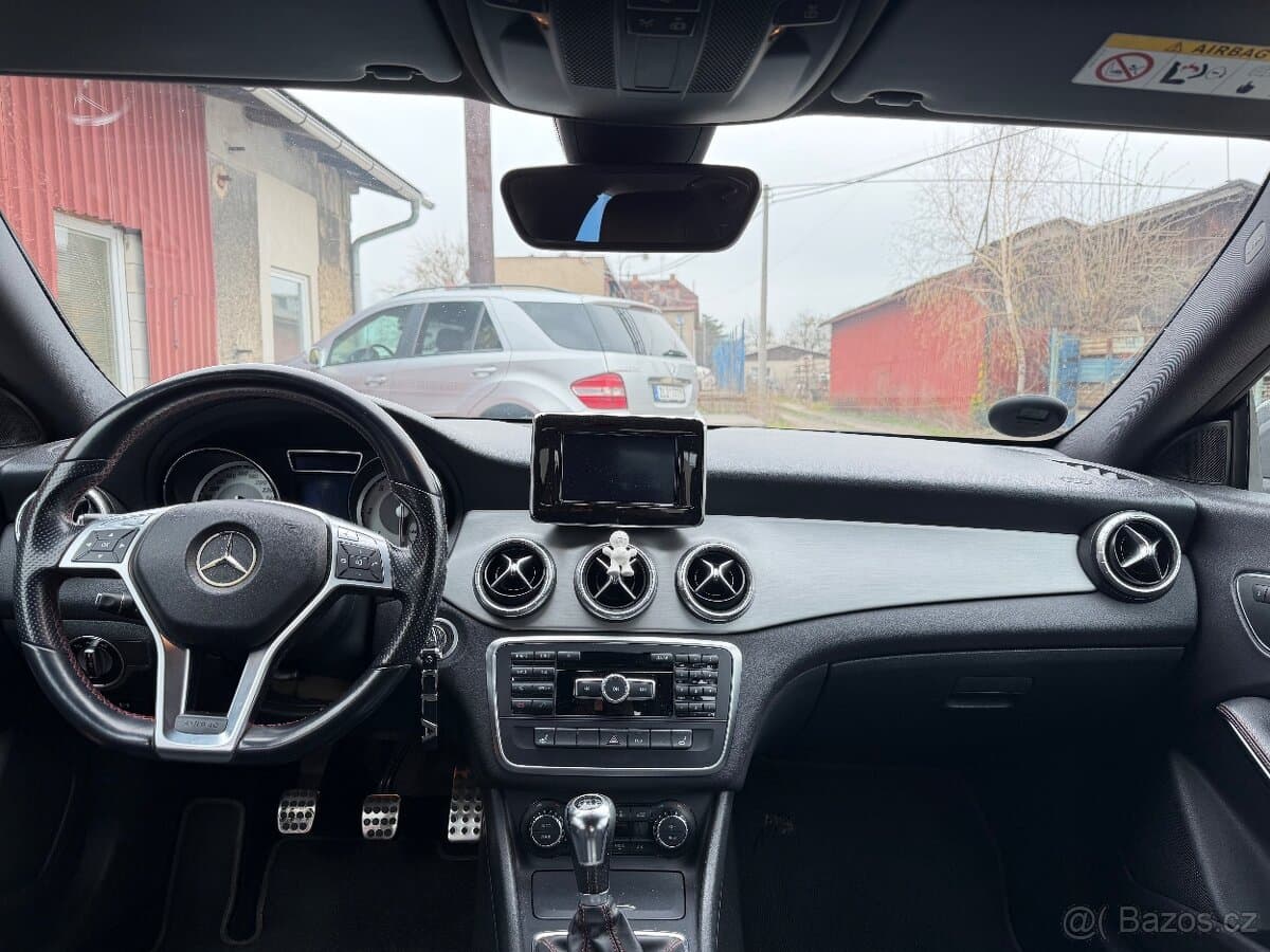 Mercedes-Benz CLA - 6