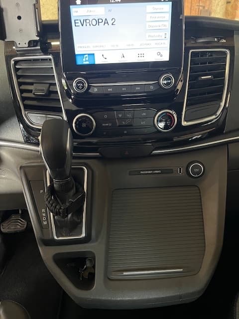2019 Ford TOURNEO - 6