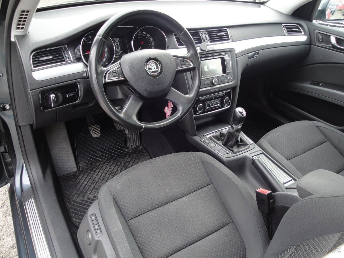 2014 Škoda SUPERB - 6
