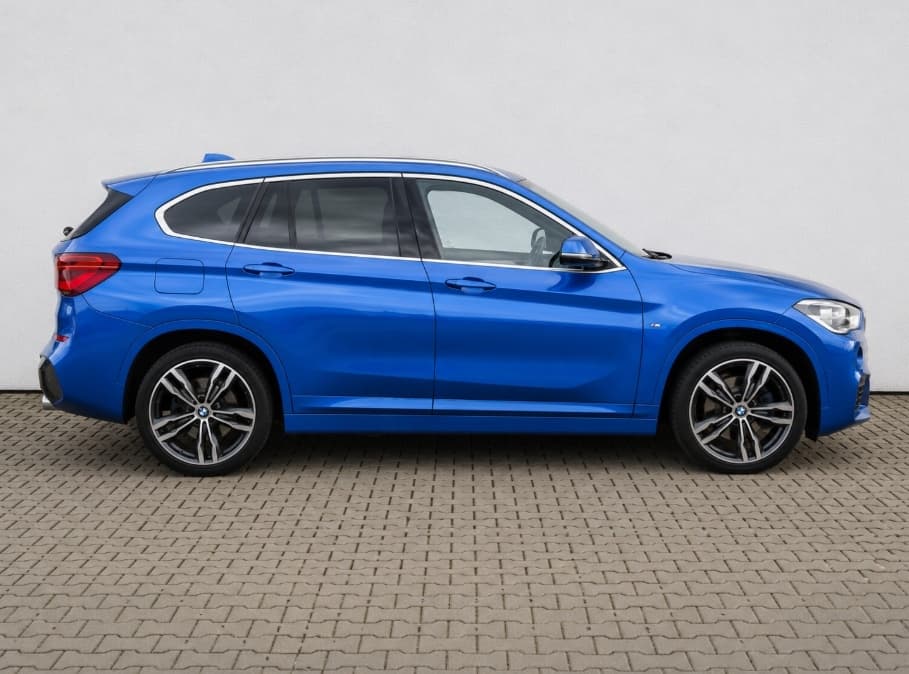 2020 BMW X1 - 6
