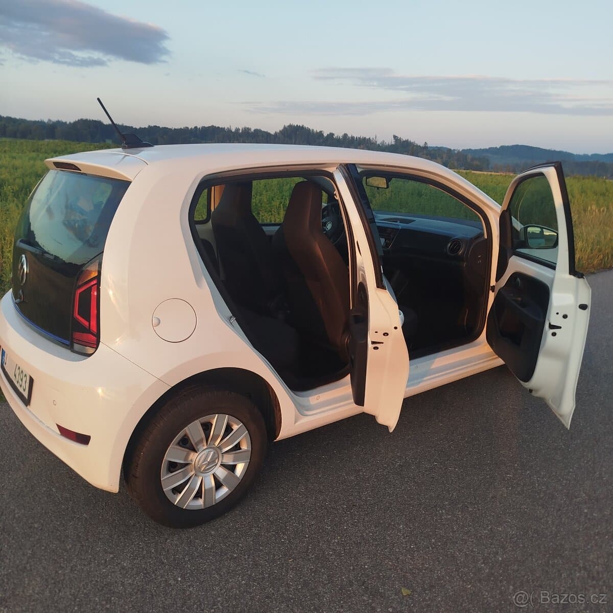 2022 Volkswagen UP! - 6