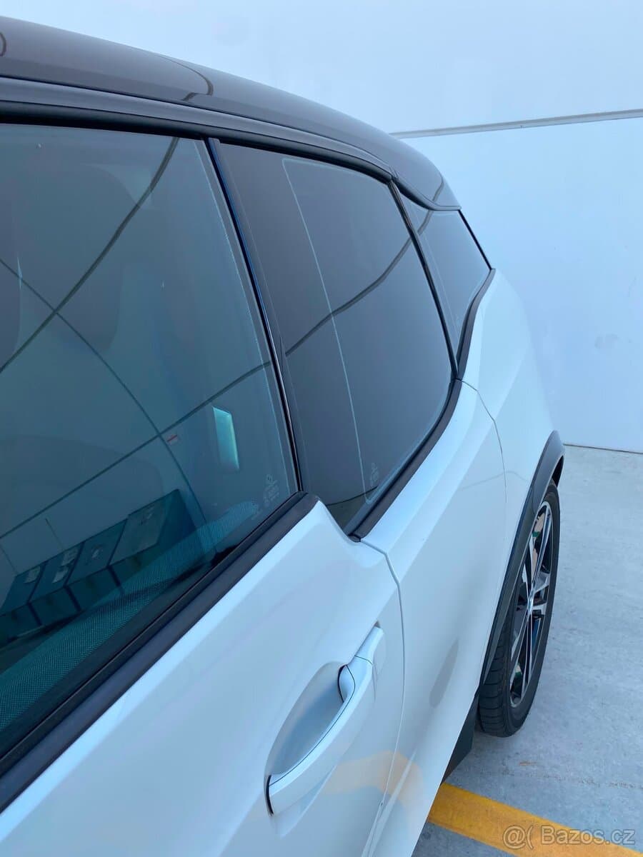 2022 BMW i3 - 6