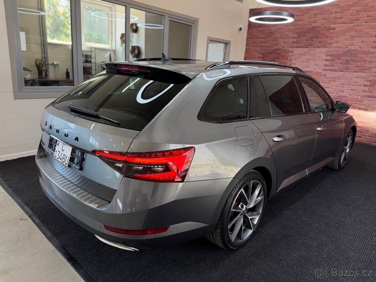 2022 Škoda SUPERB - 6
