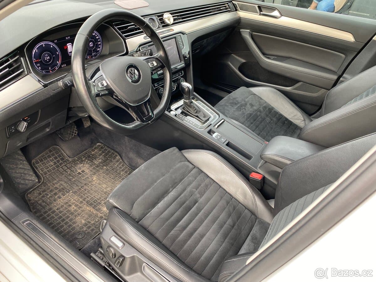 2015 Volkswagen PASSAT - 6