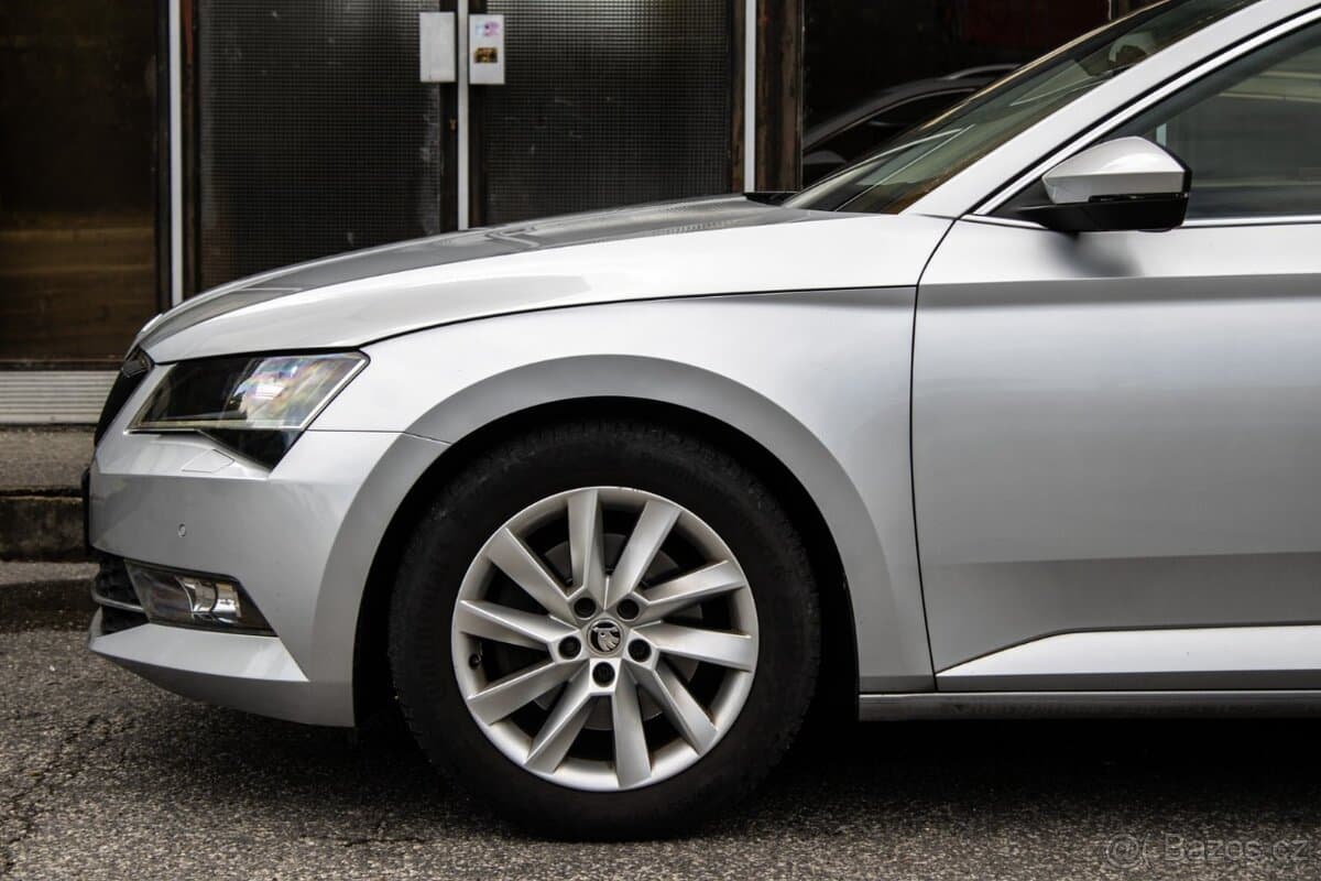 Škoda SUPERB - 6