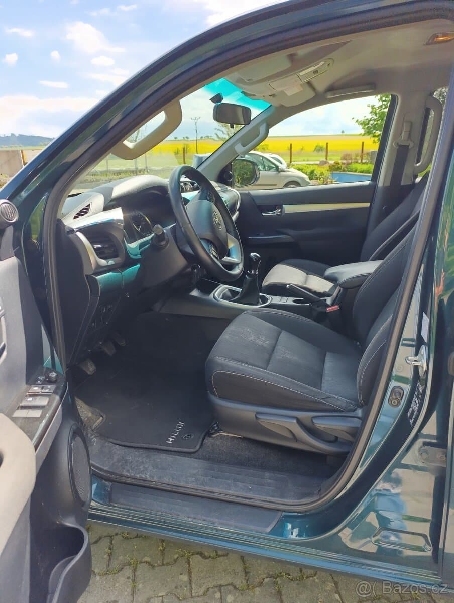 2021 Toyota HILUX - 6