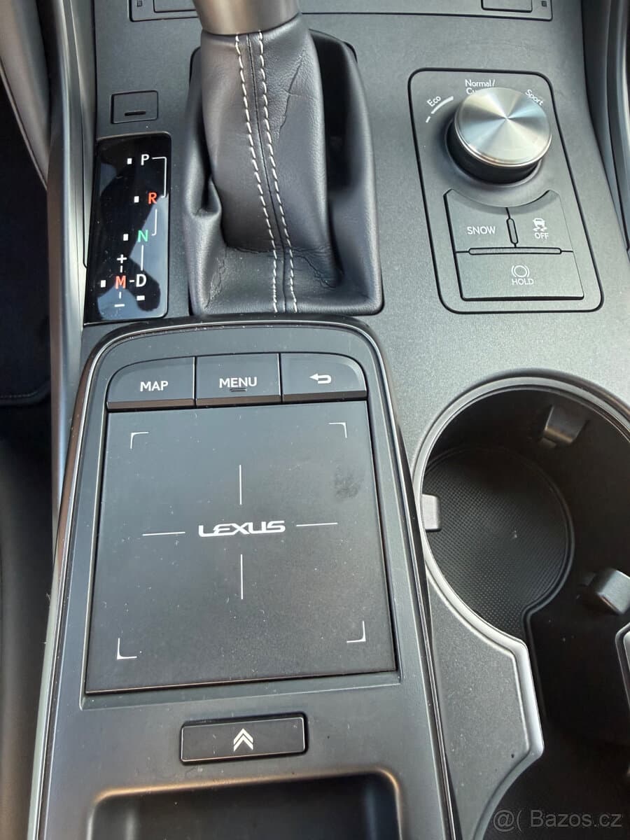 2024 Lexus IS - 6