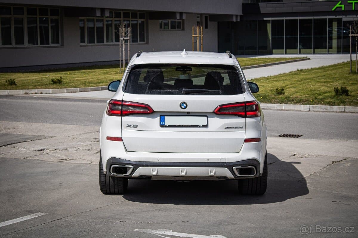 2020 BMW X5 - 6
