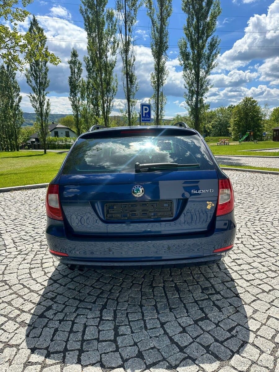 2011 Škoda SUPERB - 6