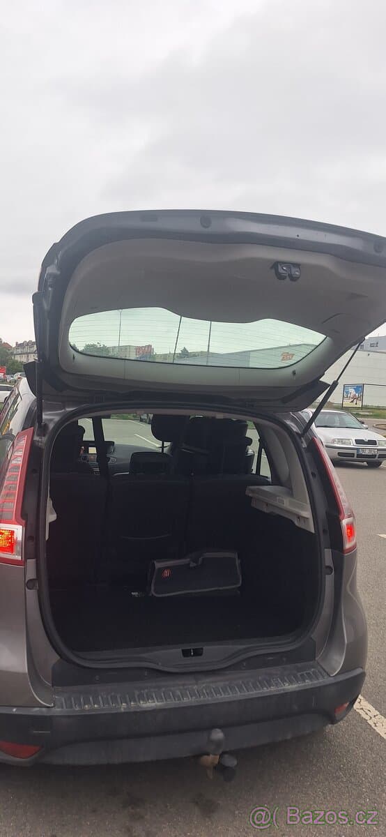 2011 Renault SCENIC - 6