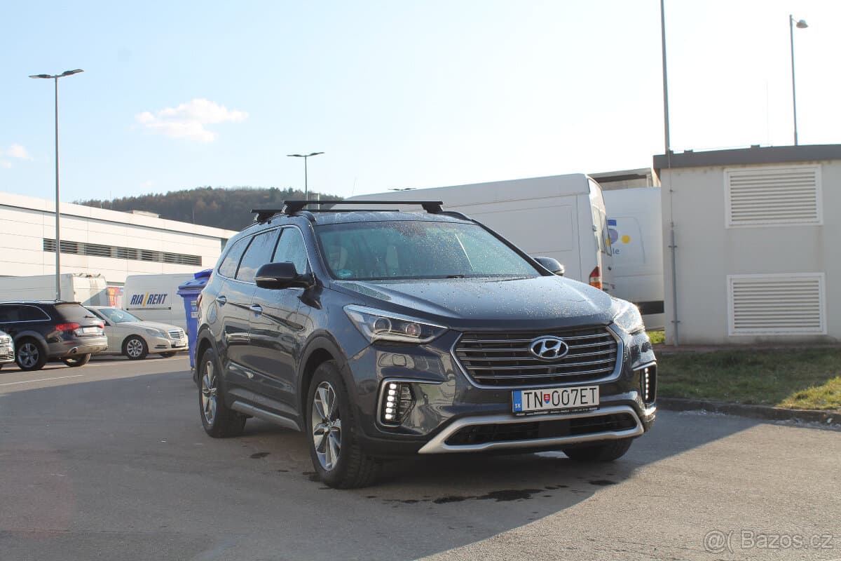 2017 Hyundai SANTA FE - 6