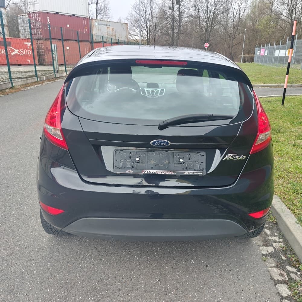 2012 Ford FIESTA - 6