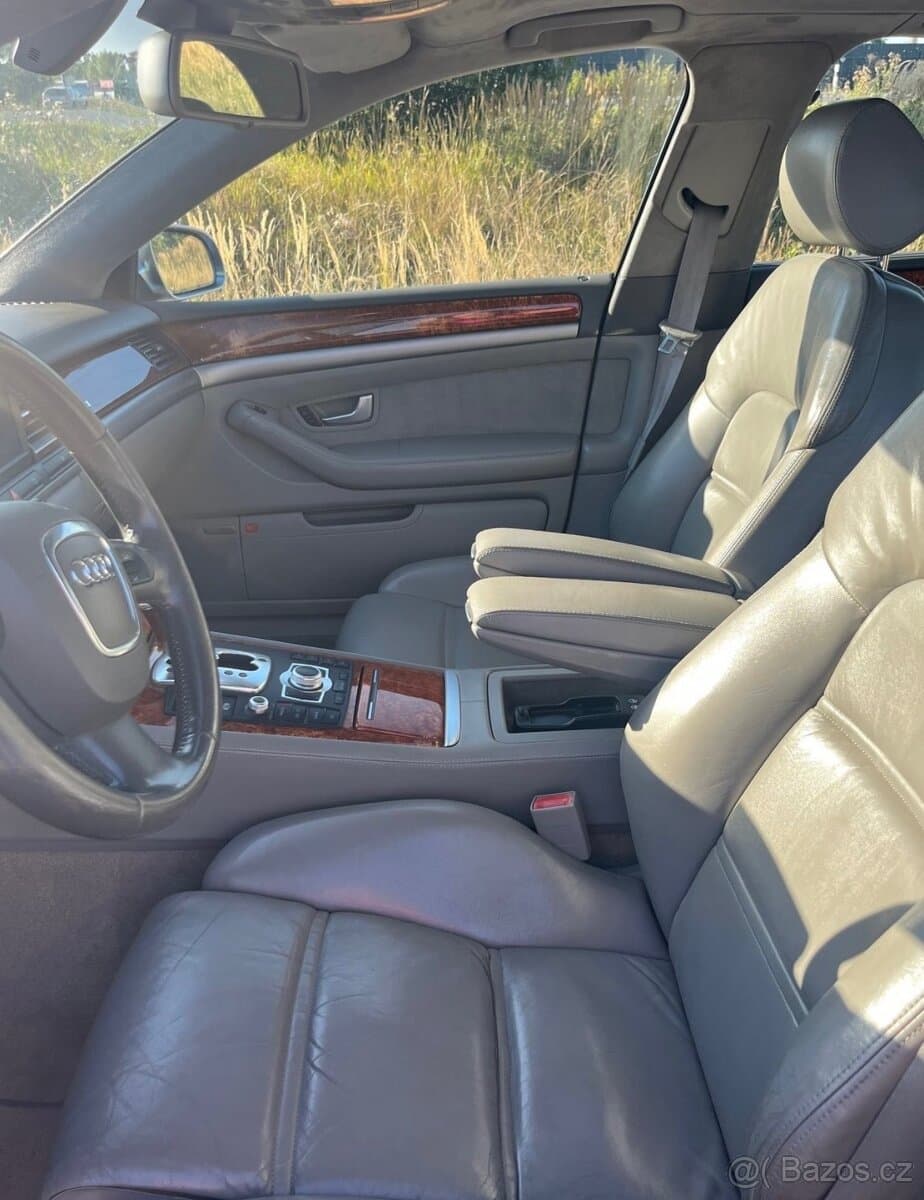 Audi A8 - 6