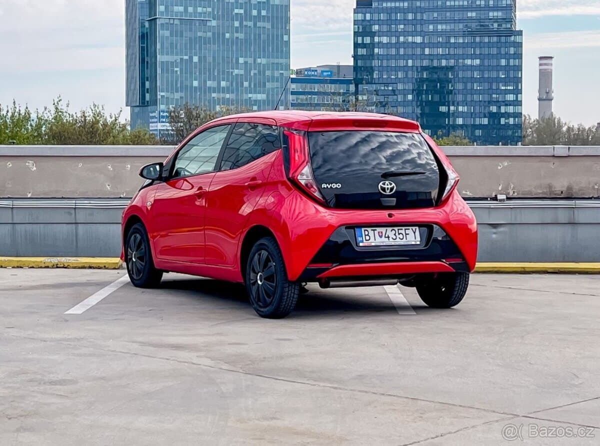 2021 Toyota AYGO - 6