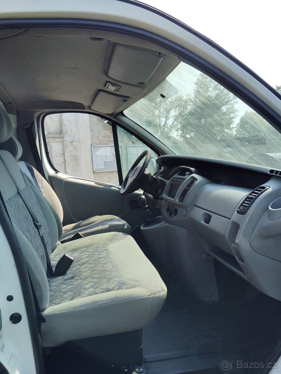 2005 Opel VIVARO - 6