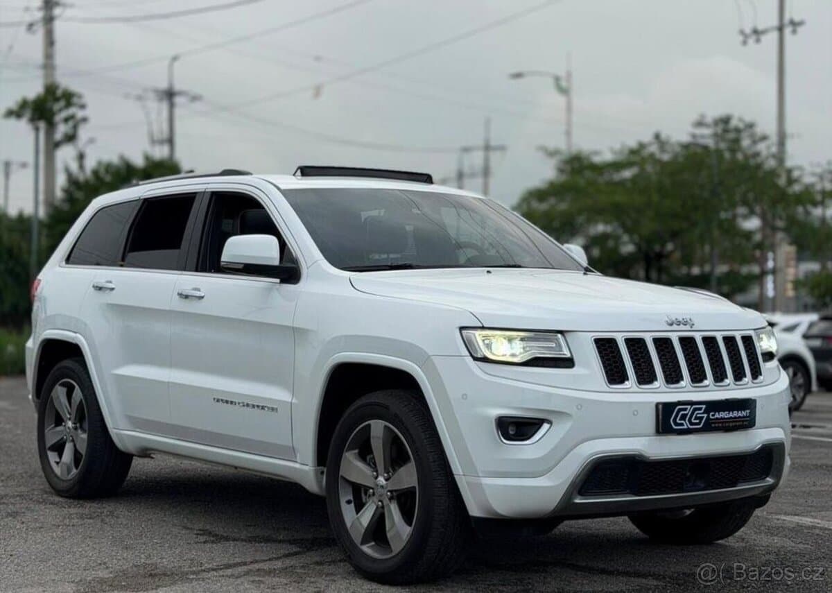 2017 Jeep CHEROKEE - 6
