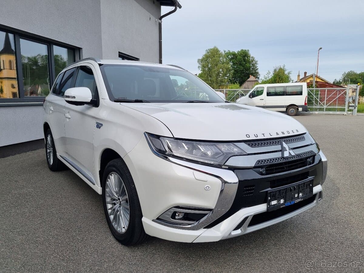 2021 Mitsubishi OUTLANDER - 6
