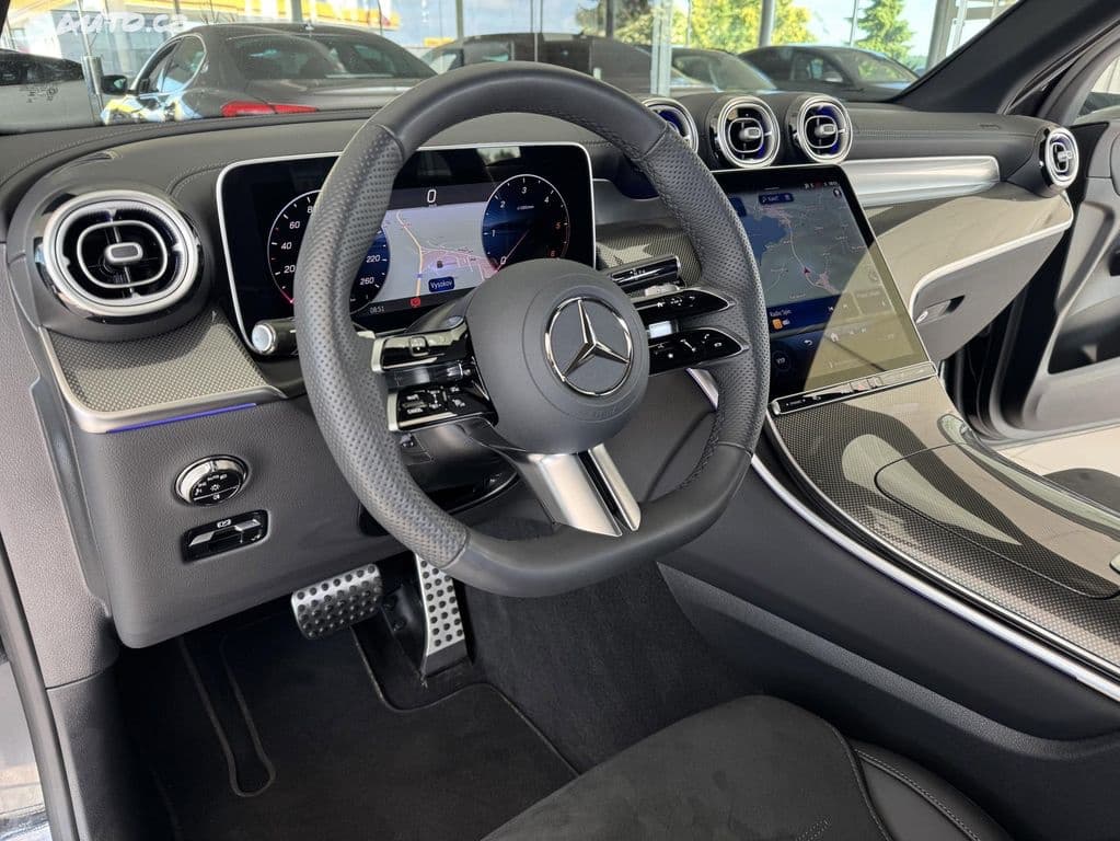 2025 Mercedes-Benz GLC - 6