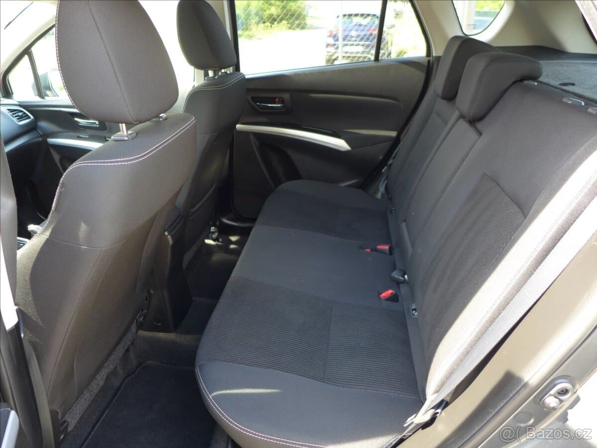 2016 Suzuki S-CROSS - 6