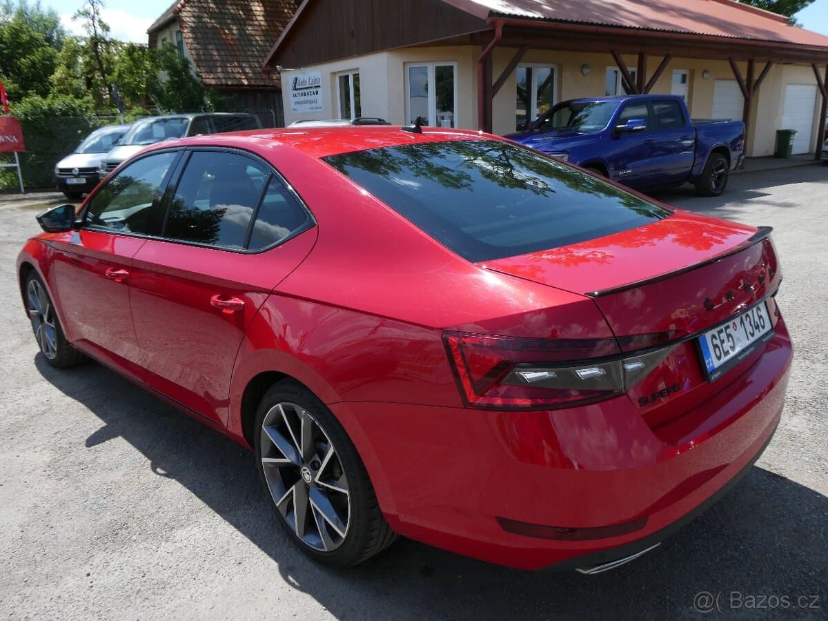 2020 Škoda SUPERB - 6