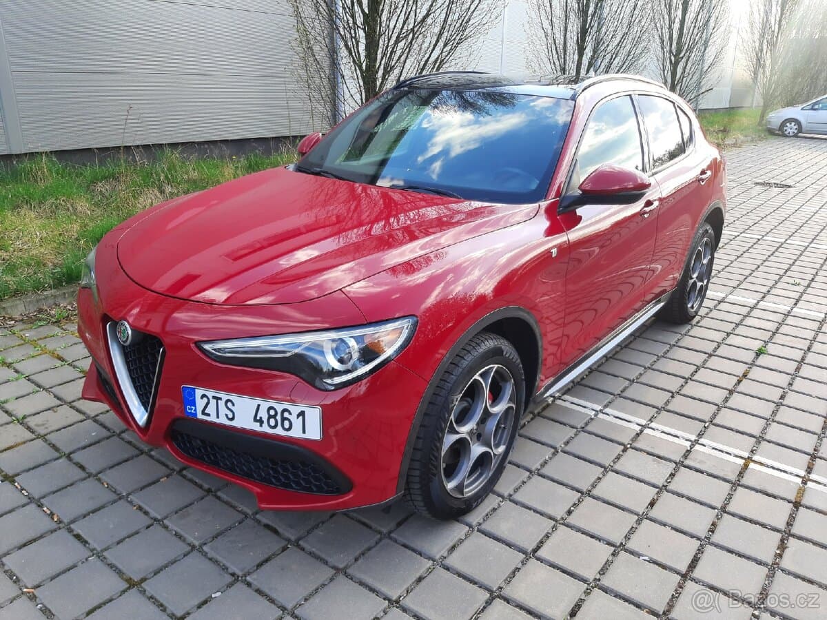 2022 Alfa Romeo STELVIO - 6