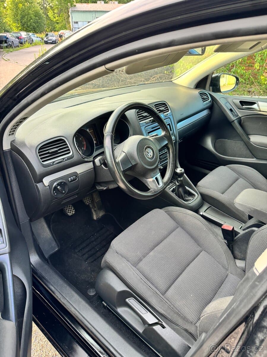 2010 Volkswagen GOLF - 6