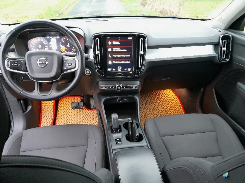 2021 Volvo XC40 - 6
