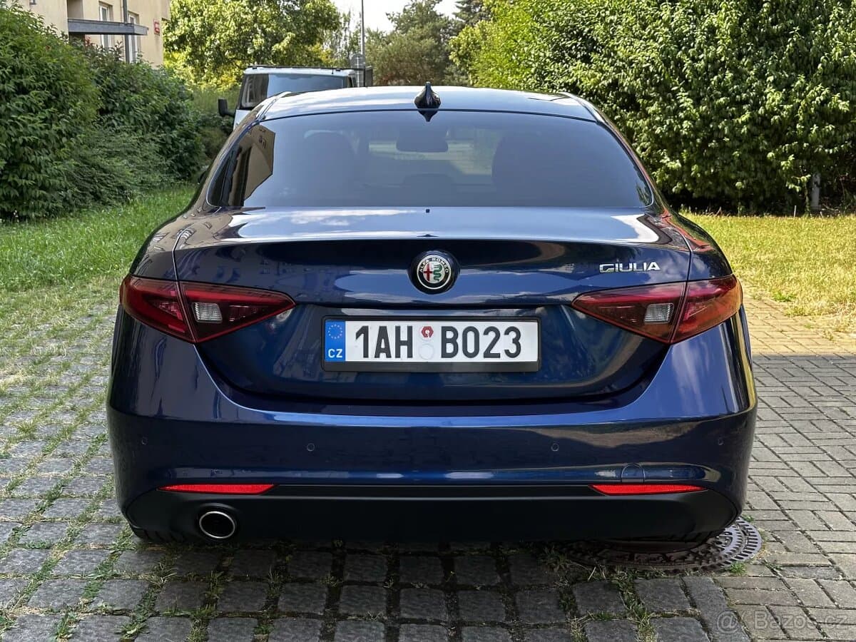 Alfa Romeo GIULIA - 6
