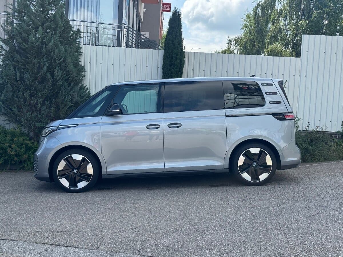 2022 Volkswagen ID. - 6