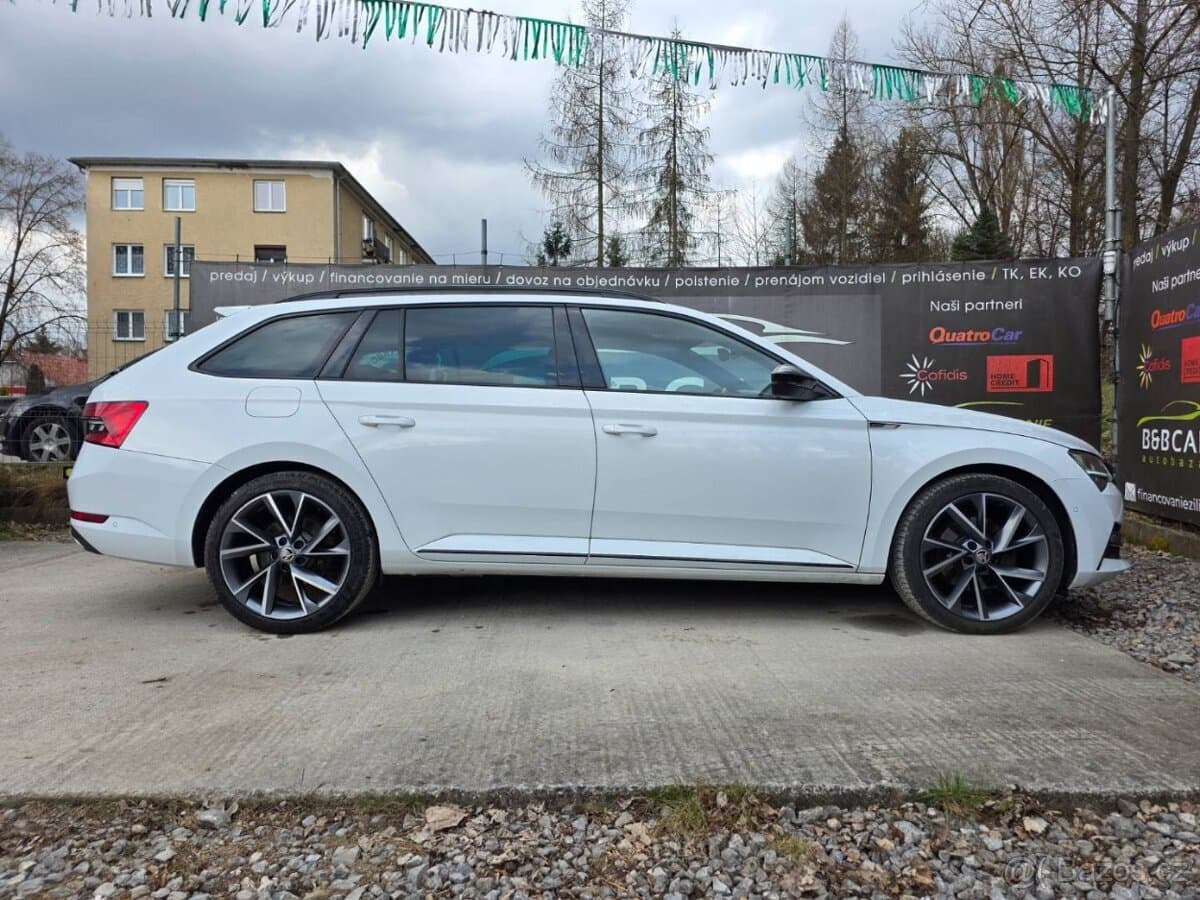 2021 Škoda SUPERB - 6
