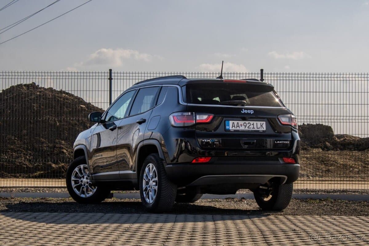 2022 Jeep COMPASS - 6