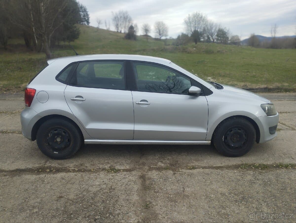 2012 Volkswagen POLO - 6