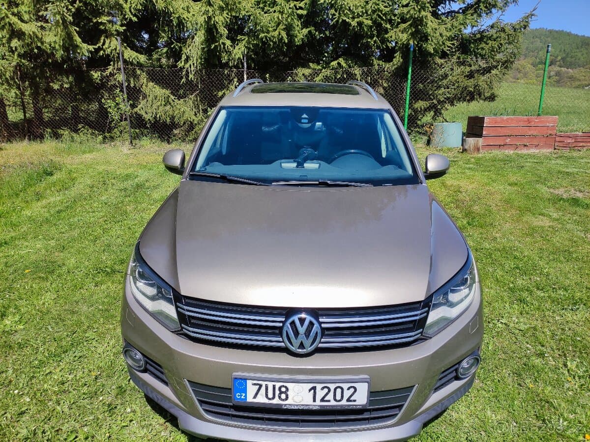 2011 Volkswagen TIGUAN - 6