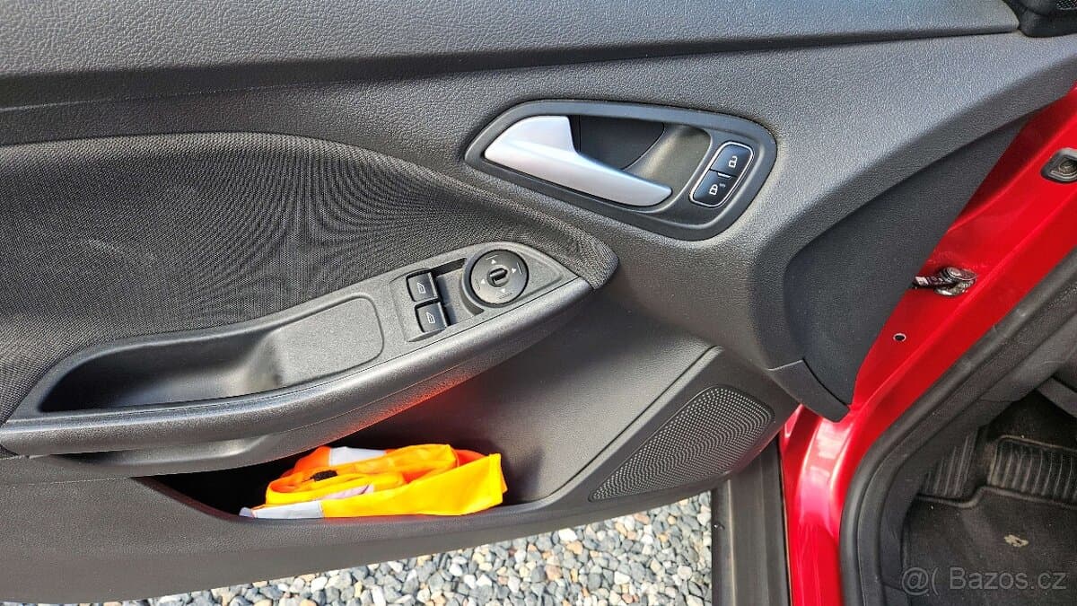 2015 Ford FOCUS - 6