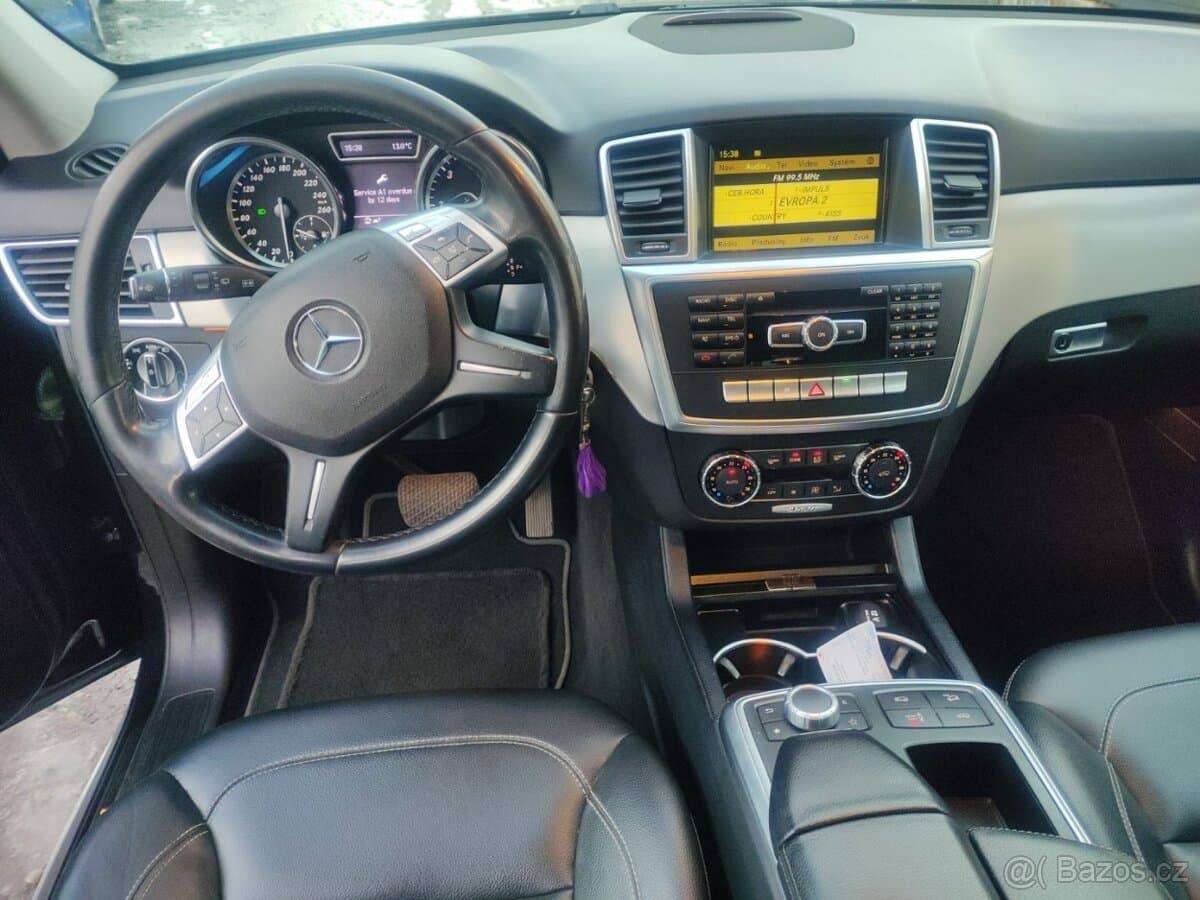 2012 Mercedes-Benz M-CLASS - 6