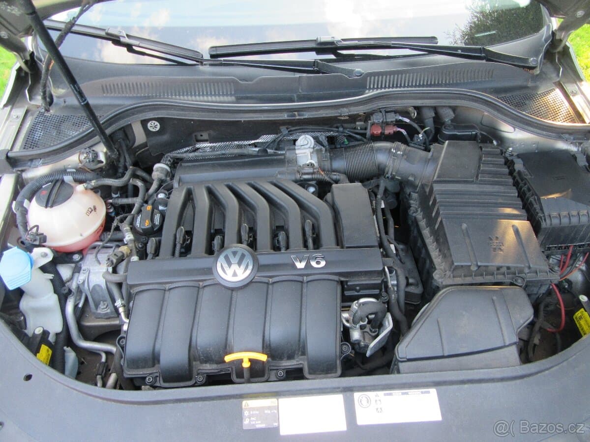 2012 Volkswagen PASSAT CC - 6