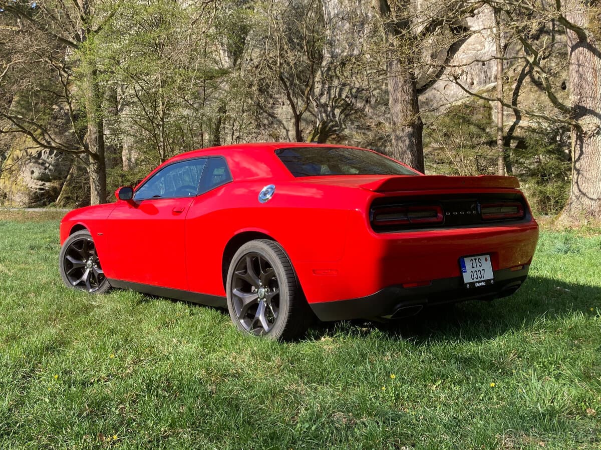 2019 Dodge CHALLENGER - 6