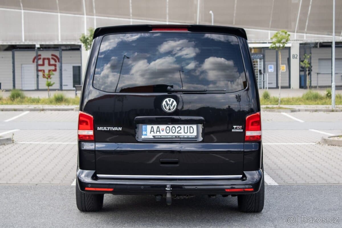 2015 Volkswagen MULTIVAN - 6