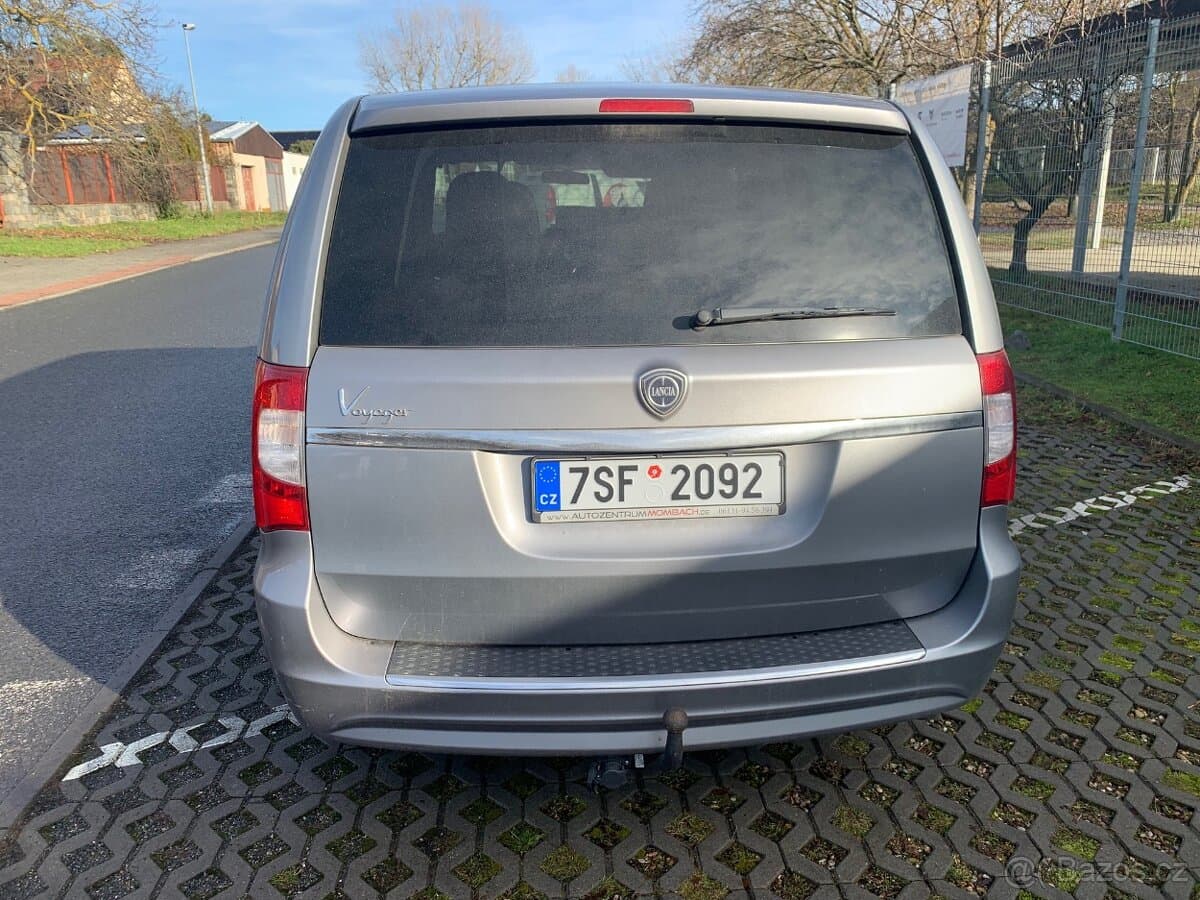 2013 Lancia VOYAGER - 6