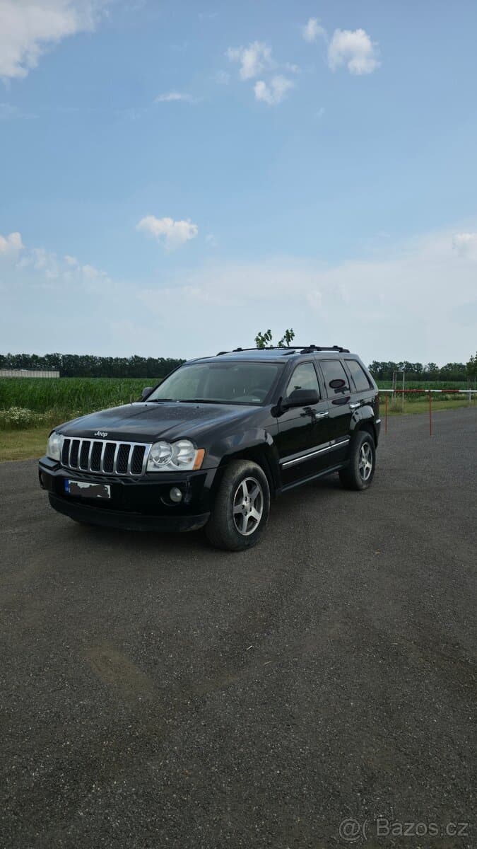 2005 Jeep CHEROKEE - 6