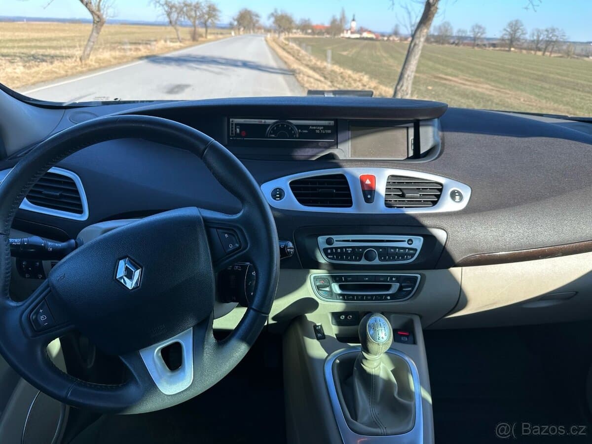 2010 Renault SCENIC - 6