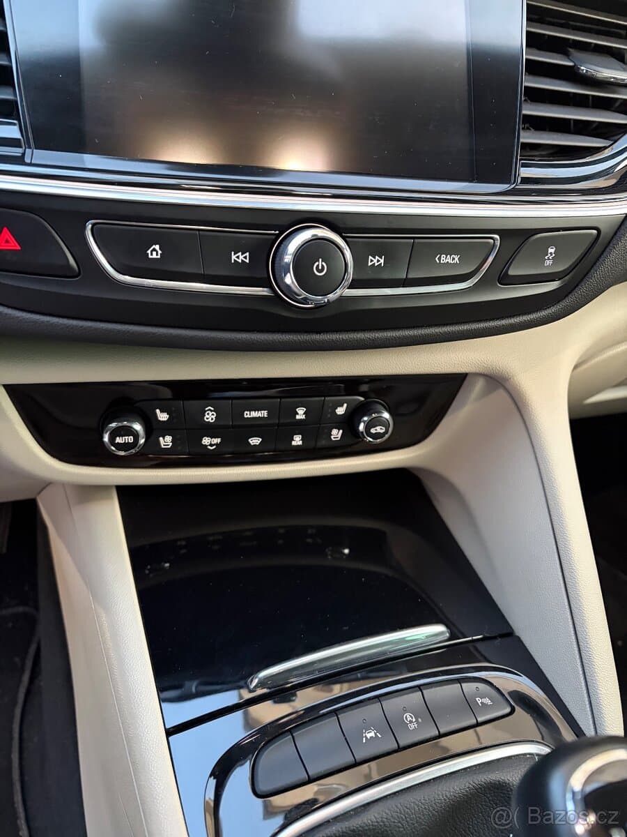 2017 Opel INSIGNIA - 6