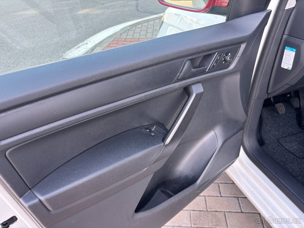 2019 Volkswagen CADDY - 6