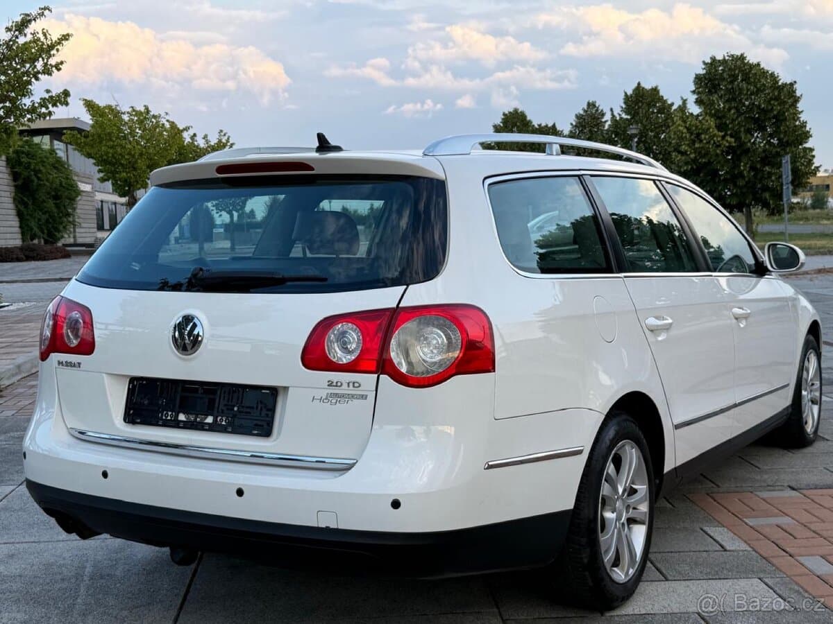 2010 Volkswagen PASSAT - 6