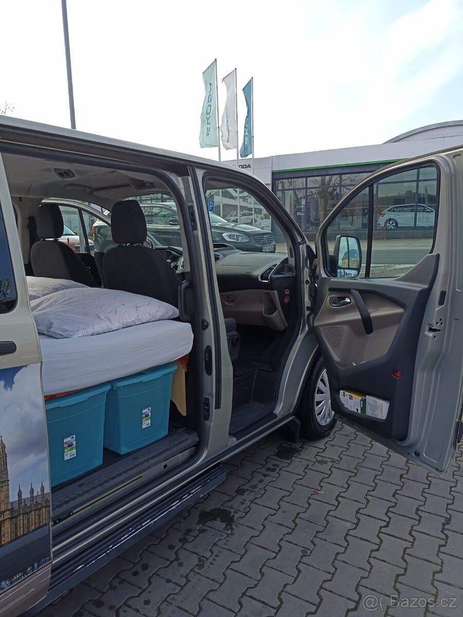 2013 Ford TOURNEO - 6