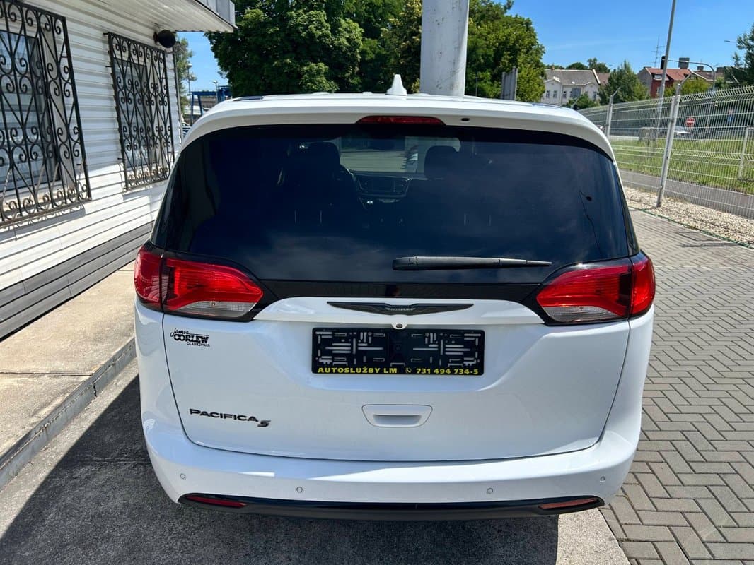 2019 Chrysler PACIFICA - 6