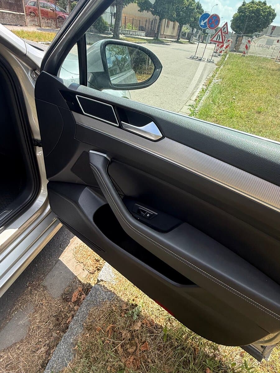 Volkswagen PASSAT - 6