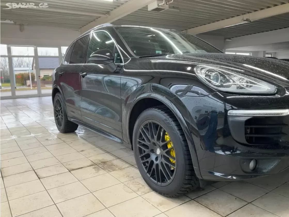 2016 Porsche CAYENNE - 6